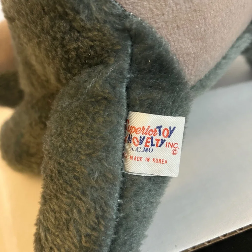This is a vintage plush koala bear from‎ Superior Toy and Novelty Company
